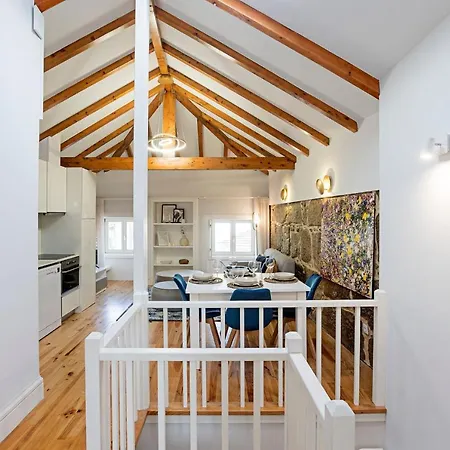 Modern Cativo By Lovelystay Appartement