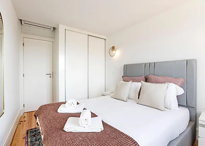 Modern Cativo By Lovelystay * Oporto