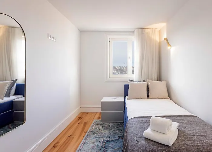 Modern Cativo By Lovelystay *