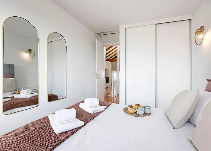 Modern Cativo By Lovelystay * Oporto