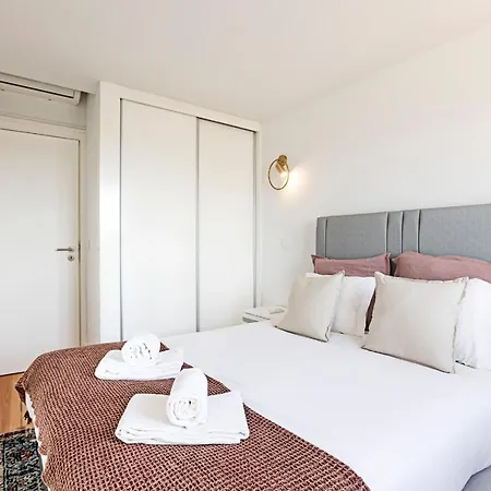 Modern Cativo By Lovelystay * Oporto